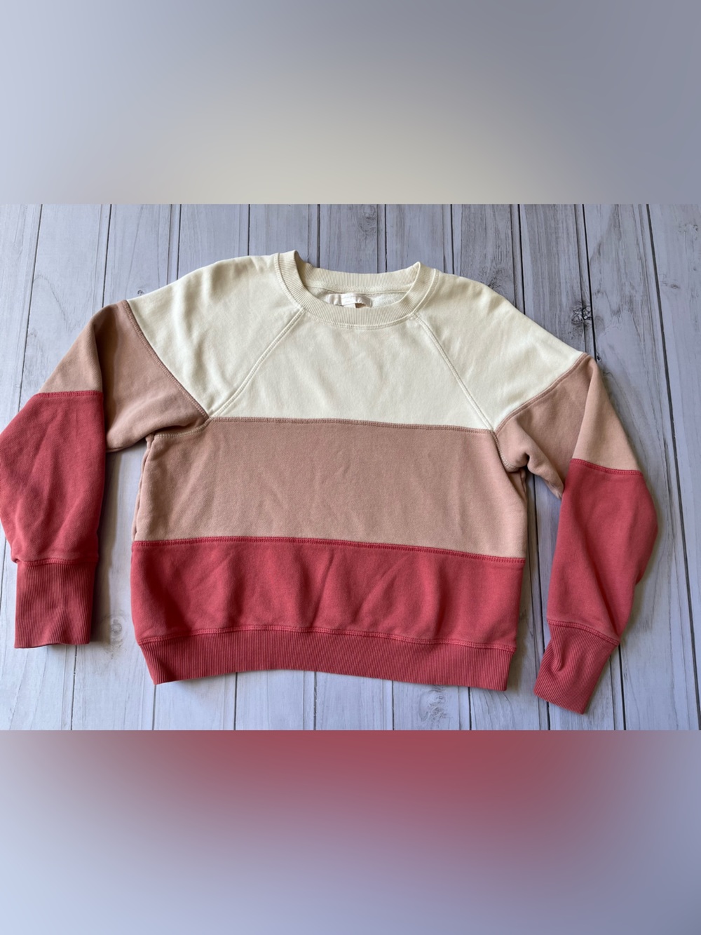 Spiritual Gangster Bridget raglan triblock crew pull over sweatshirt. Size small - Picture 6 of 15